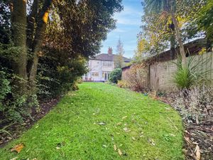 Photo 16- click for photo gallery